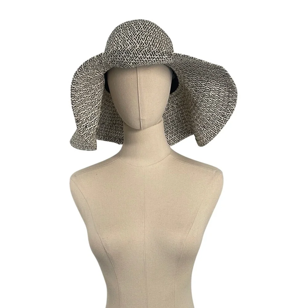 J.Crew Wide Brim Straw‎ Sun Hat Black White Geometric Floppy Beach Hat 5707